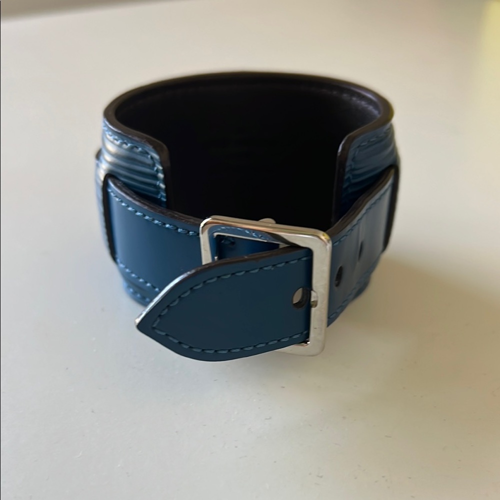 Louis Vuitton Teal Leather Cuff - Picture 4 of 6